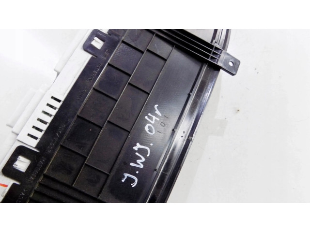 Панель приборов 56010673aa Jeep Grand Cherokee (WK)