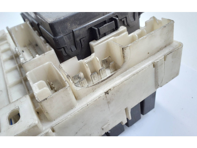 Блок предохранителей 8637A171, 5WK45103L Mitsubishi Colt