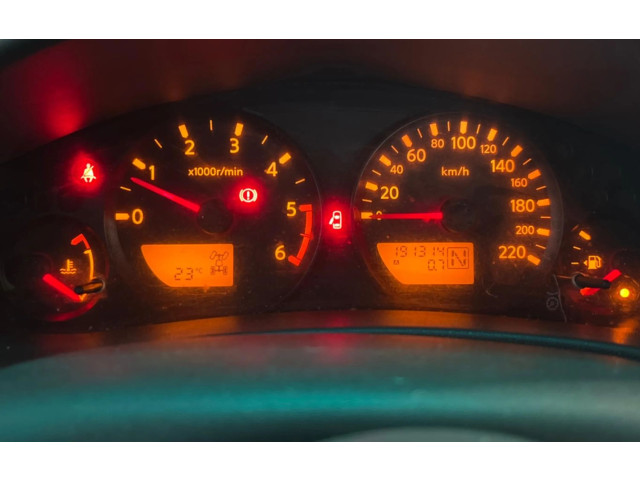 Přístrojová deska Nissan Navara