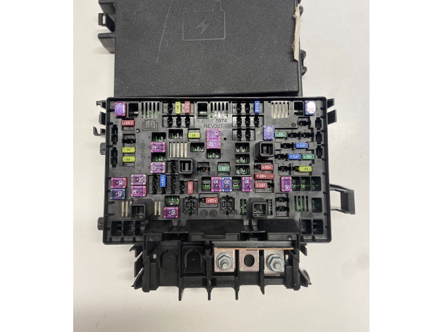 Блок предохранителей 09930602435, 68460093AC   Jeep Grand Cherokee WL    