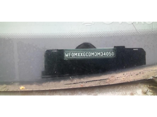 Ручка стеклоочистителей 1300457   Ford C-MAX I