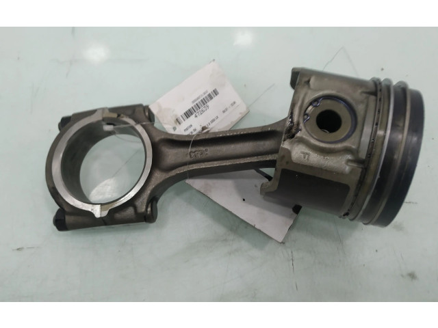 Píst C54 KIA Carnival pro naftový motor 2.9