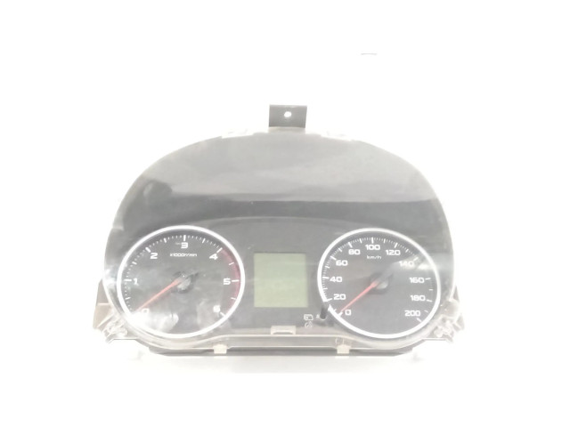 Панель приборов 8100b975 Mitsubishi L200