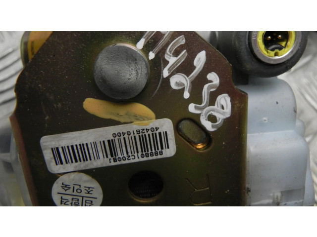 Передний ремень безопасности