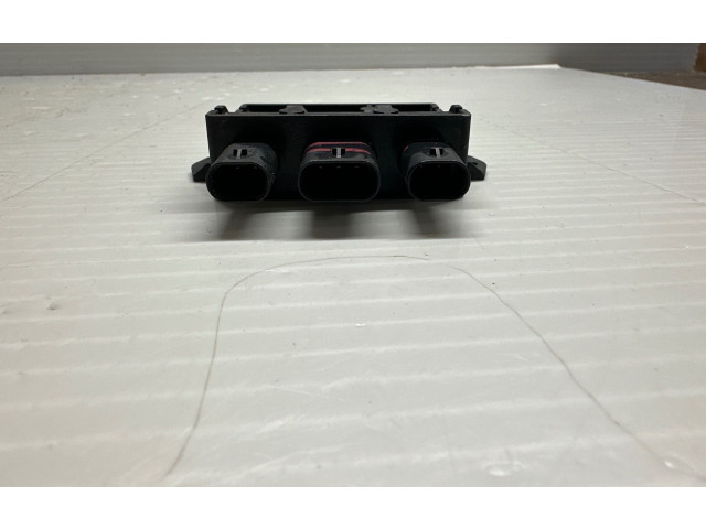 Блок управления E01543102   Volvo XC90