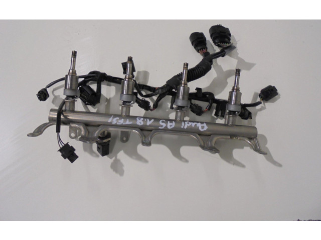 Топливная рампа    Audi A5  