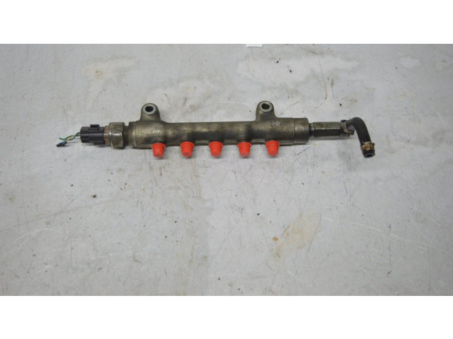 Топливная рампа    Subaru Forester SH   для двигателя EE20