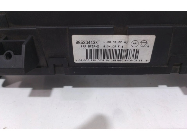 Модуль блока управления кондиционером    Citroen C2