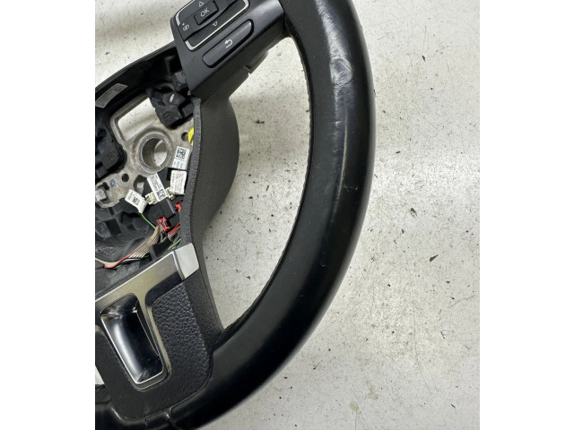 Руль Volkswagen Touran II  2010 - 2016 года 61979150G, 5K0959542B      