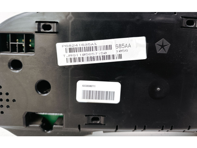 Přístrojová deska Dodge Grand Caravan 2016 P68241685AA, 68241685AA