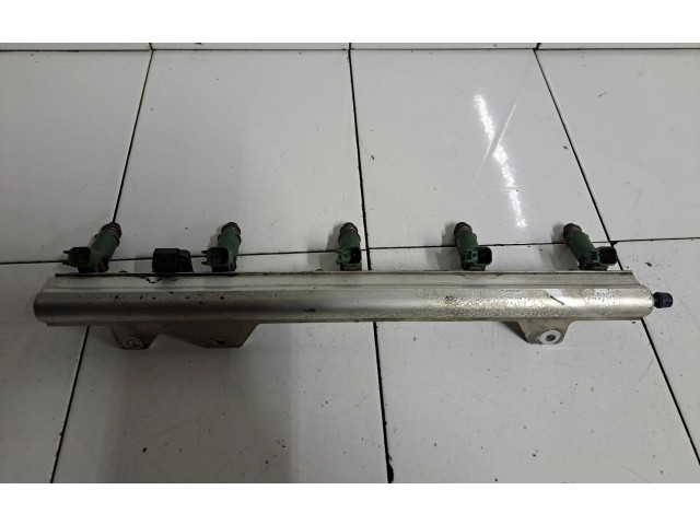 Комплект форсунок 9470229 Volvo V70 b5244sg