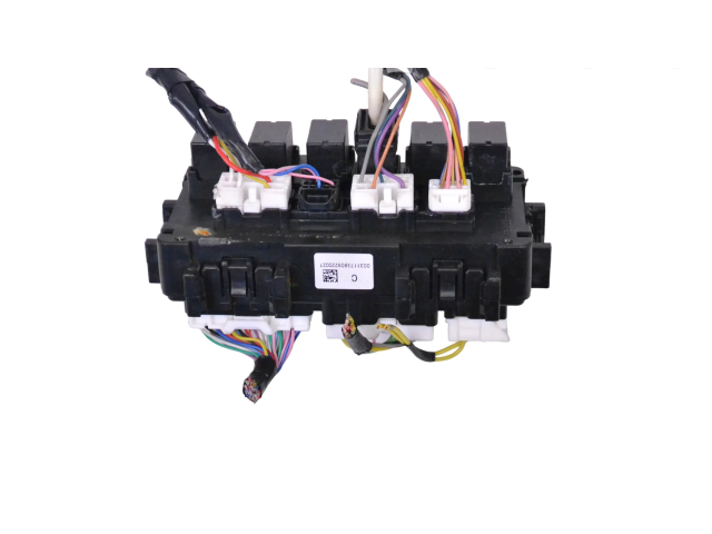 Блок предохранителей Infiniti Q50