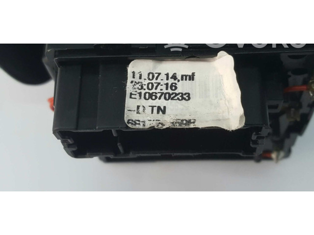 Ручка стеклоочистителей 8201168008, E10670233 Dacia Lodgy