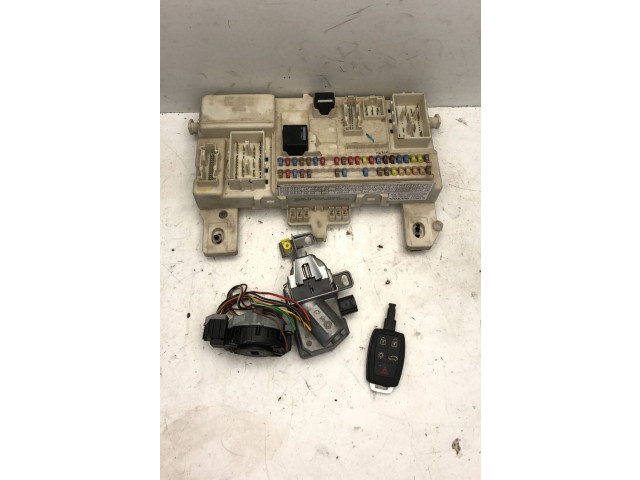 Комплект блоков управления    Volvo C30