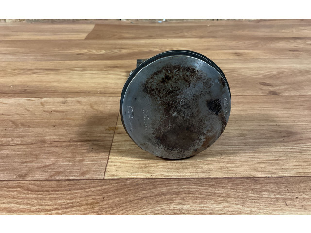 Píst Ford Mondeo Mk III CJBA