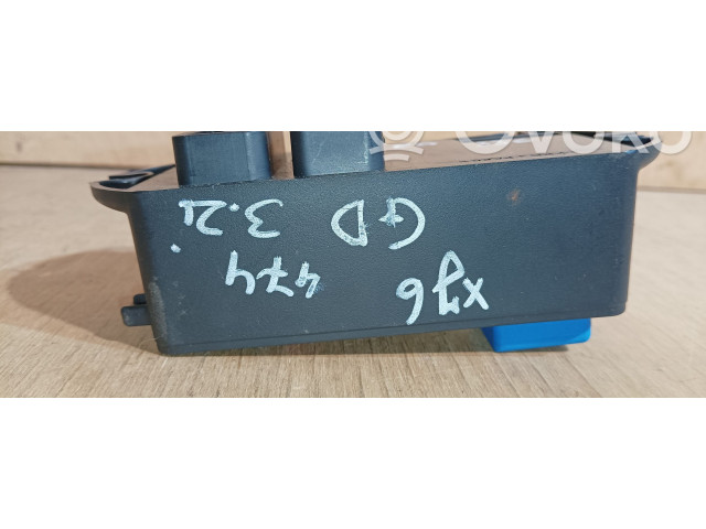 Блок предохранителей LNA2800CG Jaguar XJ X300