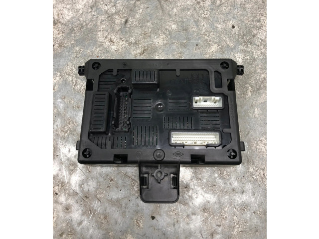 Модуль управления BSM 8200652284 Renault Clio III