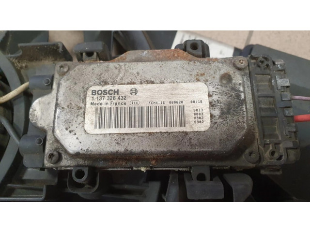 Вентилятор радиатора     3135103921, 30680274    Volvo S80 2.4