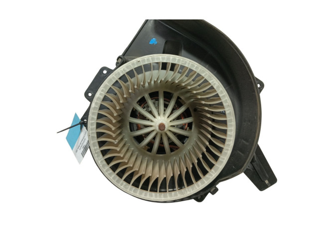 Вентилятор печки Y1551, 6Q1819015J Audi A1