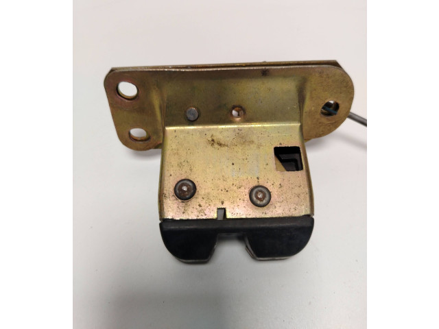 Zámek zadních dveří Volvo S40, V40 2001