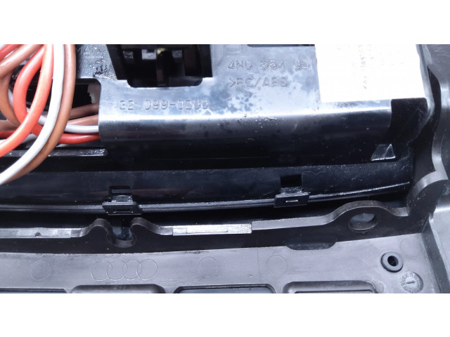 Передняя пепельница