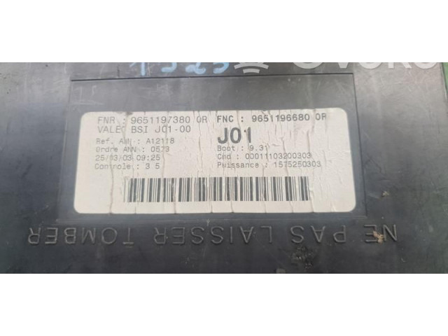 Pojistková skříňka 9651196680, 9651197380. Peugeot 307 2002