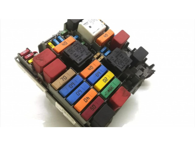 Pojistková skříňka 51867698 Alfa Romeo Giulietta 2012