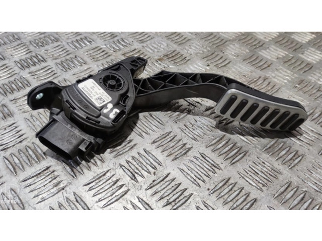 Педаль акселератора