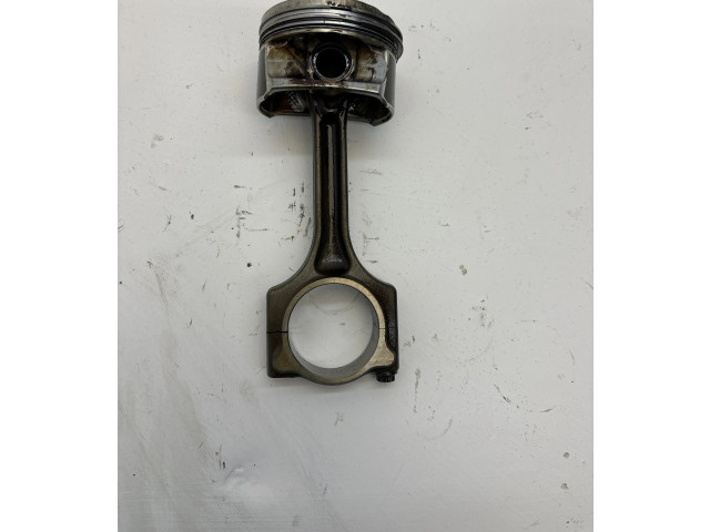  Поршень с шатуном 5F02 5F02  Peugeot 5008  