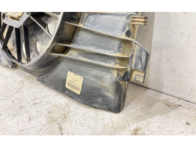 Электрический вентилятор радиаторов  30741144   Volvo V70 