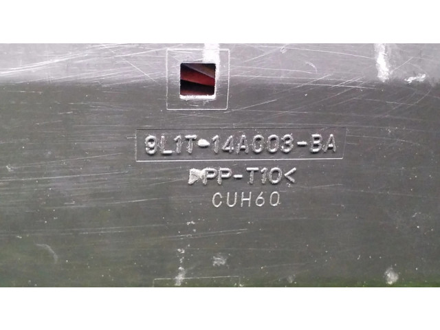 Блок предохранителей  9L1T14A003BA   Ford F150    