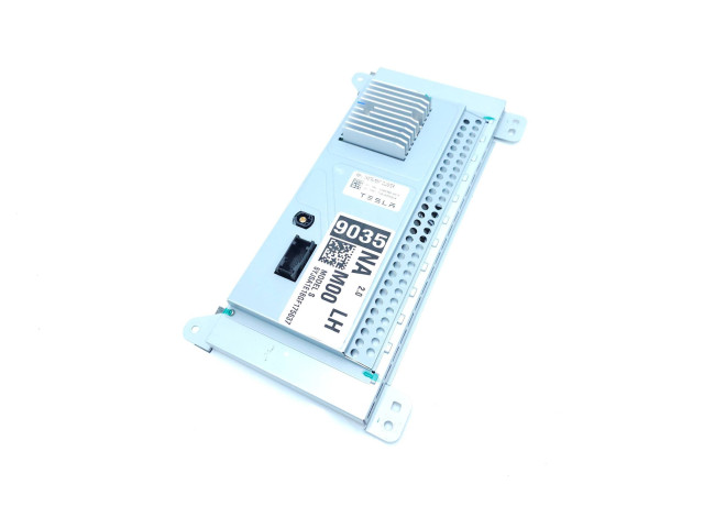 Přístrojová deska  Tesla Model S 2016 100478800F, T16L0205914  