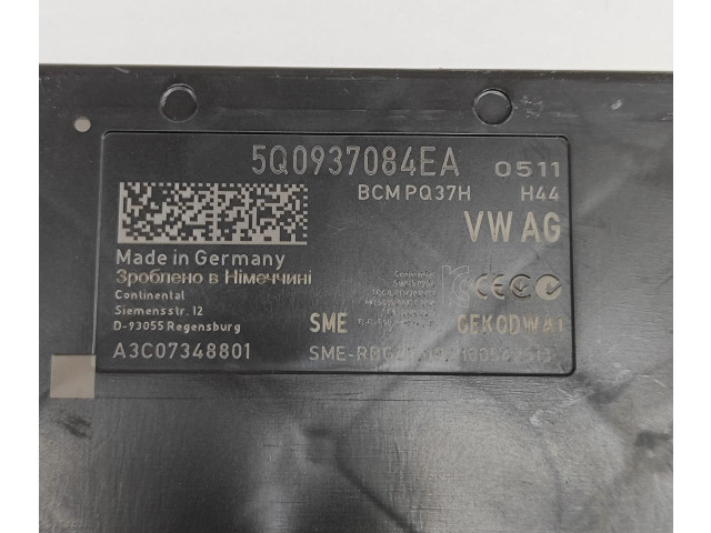 Блок комфорта 5Q0937084EA, A3C07348801 Audi Q2 -
