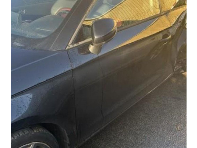 Моторчик дворников     Audi A1