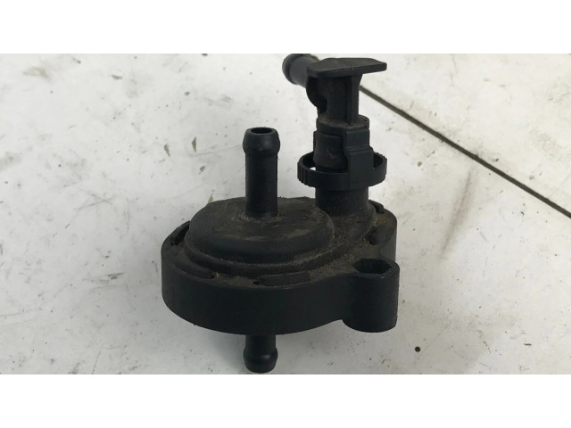 Топливная рампа 2354117, PA6625GF   BMW 3 E46 3.0 