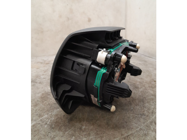 Подушка безопасности водителя 98012181ZD, 22302450 Citroen C4 Cactus