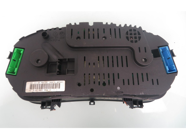 Přístrojová deska Volkswagen Bora 2000 110008958025, 1J0920822C