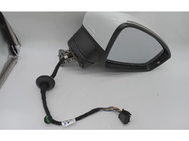 Zpětné zrcátko Volkswagen Tiguan 2008 E8047979