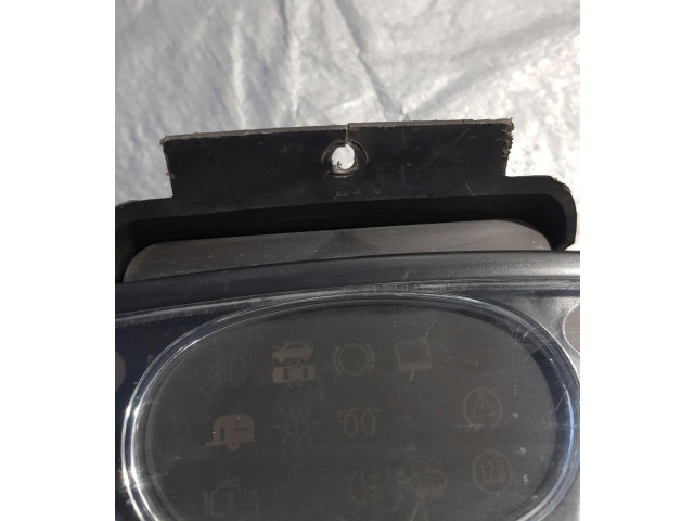 Панель приборов YAC110477   Rover 75       