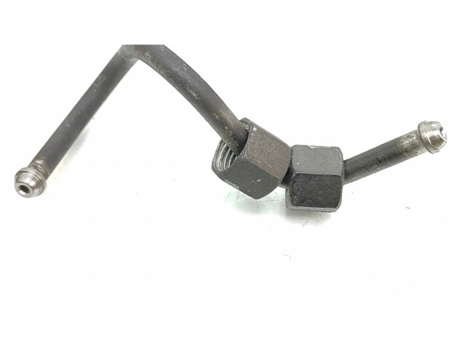 Трубка (трубки) для подачи топлива в жиклеры