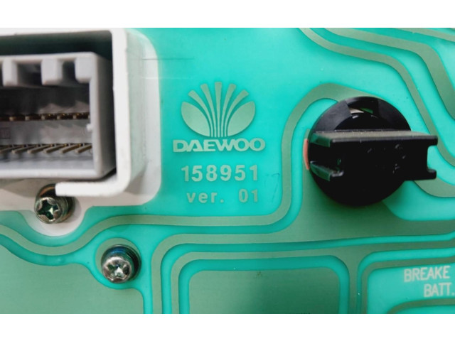 Přístrojová deska Chevrolet Rezzo 2008 96427156