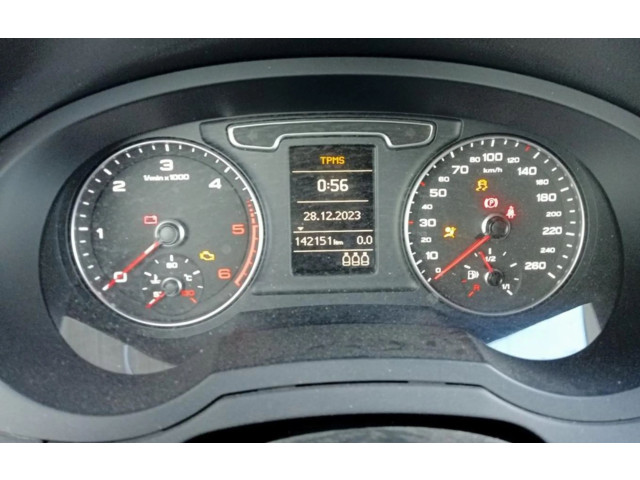 Панель приборов 8U0920930E Audi Q3 8U