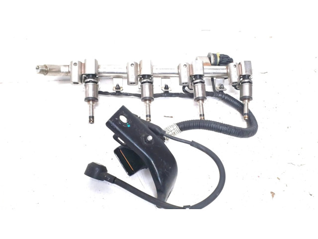 Vstřikovací lišta 24355-2E100 Hyundai i40 pro benzínový motor 2.0 G4NA,G4NC