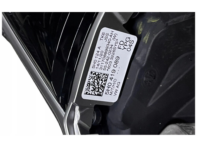 Руль Volkswagen Golf VIII 2019 - года 5H0959542C