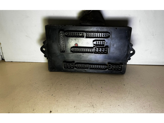 Pojistková skříňka 37003120383, 370031203 Lada Samara 1996