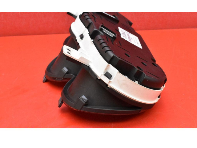 Přístrojová deska KIA Soul 2010 94013-2K210, 94013-2K210