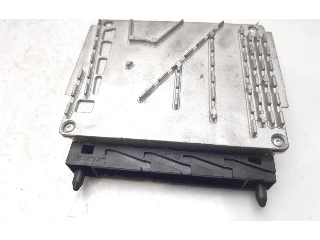 Блок управления двигателем Блок управления 30637733A   Volvo XC90