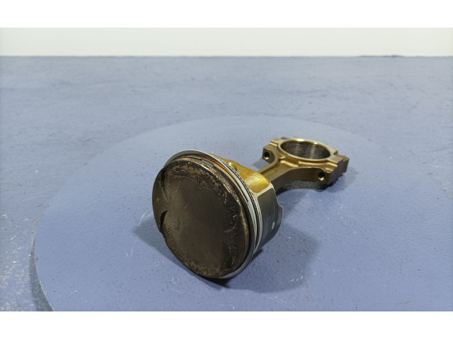 Píst Chevrolet Captiva