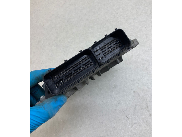 Блок управления двигателя 0281012765, 1039S18372   Volvo V70