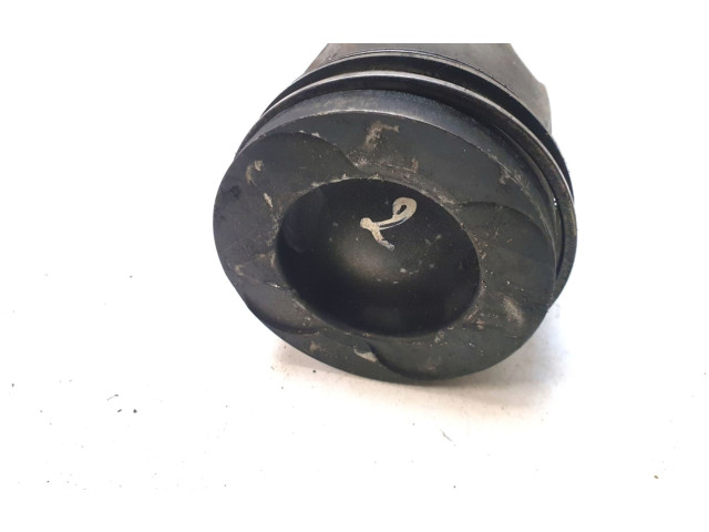 Píst 8349P Mercedes-Benz E W212 OM 651.925